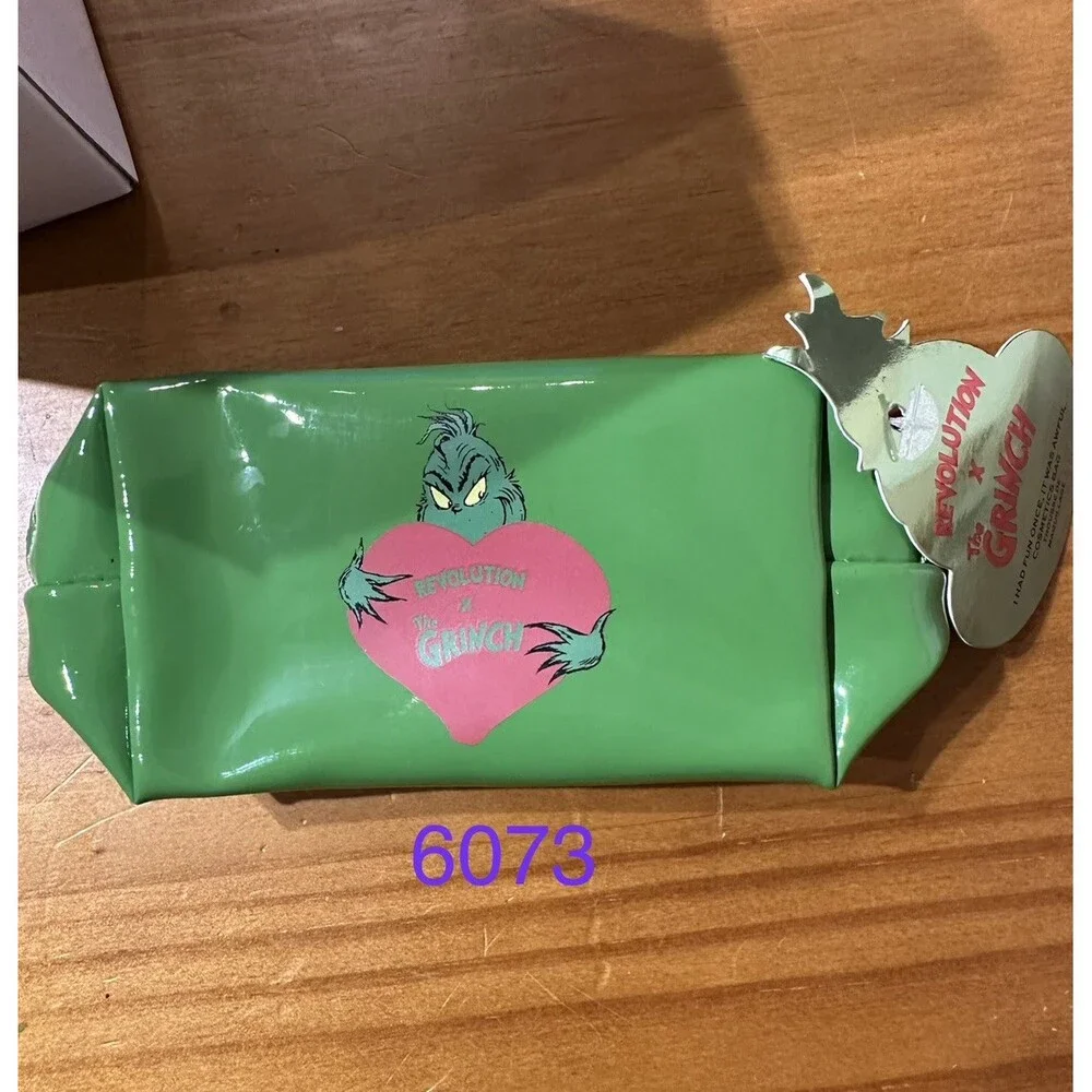 The Grinch x Revolution Cosmetic Makeup Bag 3Pc Lot New Limited Edition
